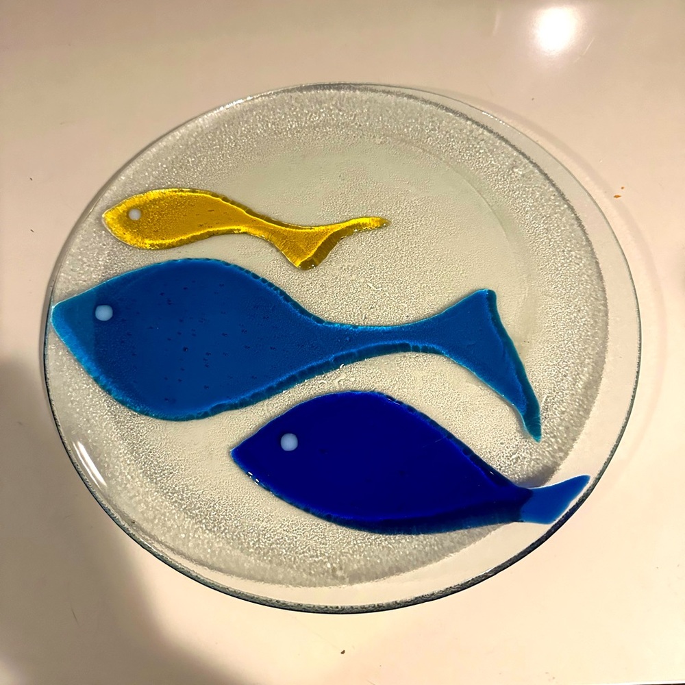 New Pottery Barn Artisan Fused Glass Fish Plate Appetizer Dish 11.75” Coastal